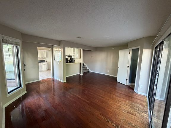 4th image of 8640 Roanoke Dr