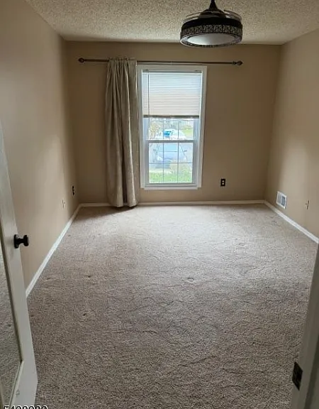 540 Holly Ct — Photo 7