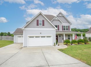 519 Daylily Ct, Carthage, NC 28327