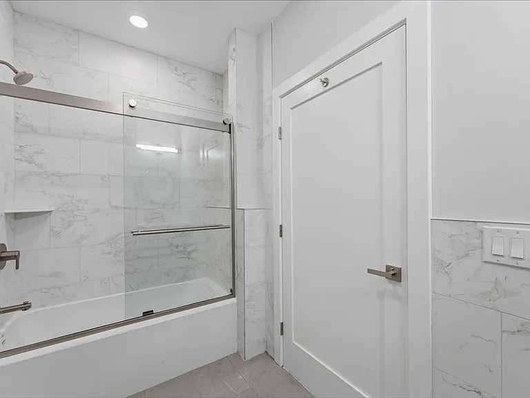 6114 Jackson St #1 — Photo 18