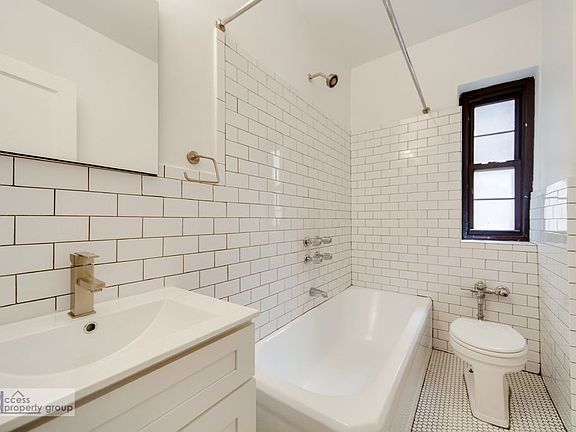 5th image of 50 Park Ter W APT 2E