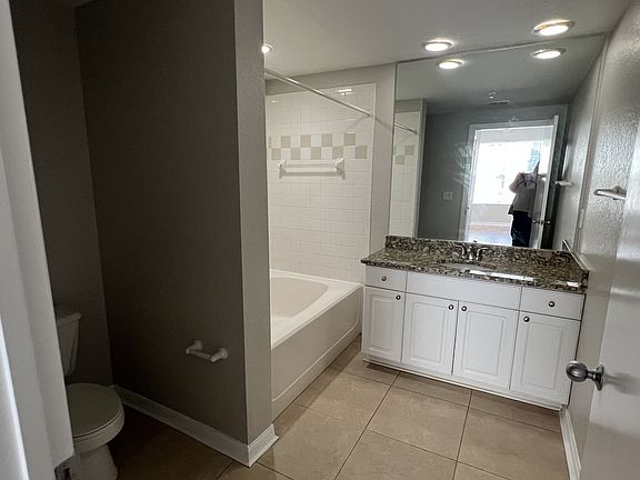 4th image of 501 S Moody Ave #1-1-1113