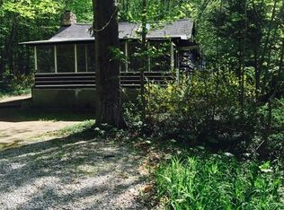 33 Lakeside Dr, Sussex, NJ 07461
