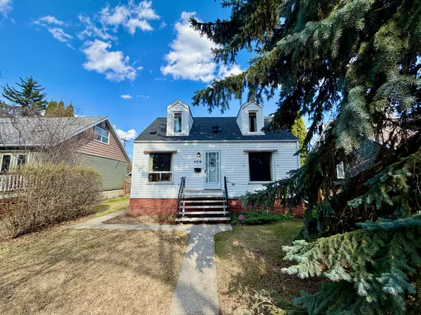6719 112a St NW, Edmonton, AB T6H 3K5