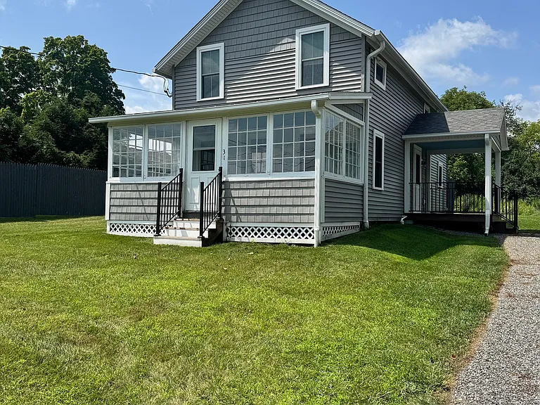 31 Sharon Valley Rd — Photo 1