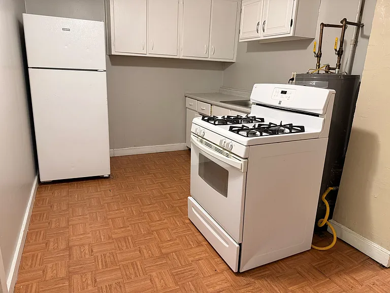 167 E Main St — Photo 6