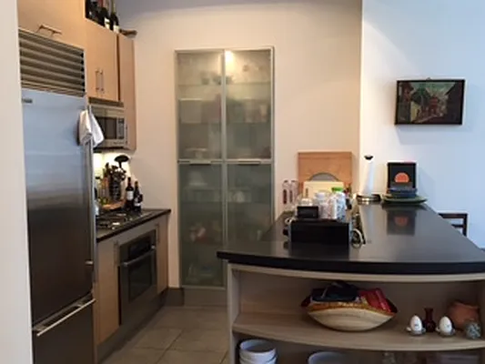 Rented by Levan Real Estate | media 10