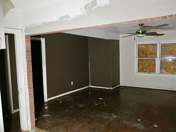 5th image of 5221 Malmedy Rd