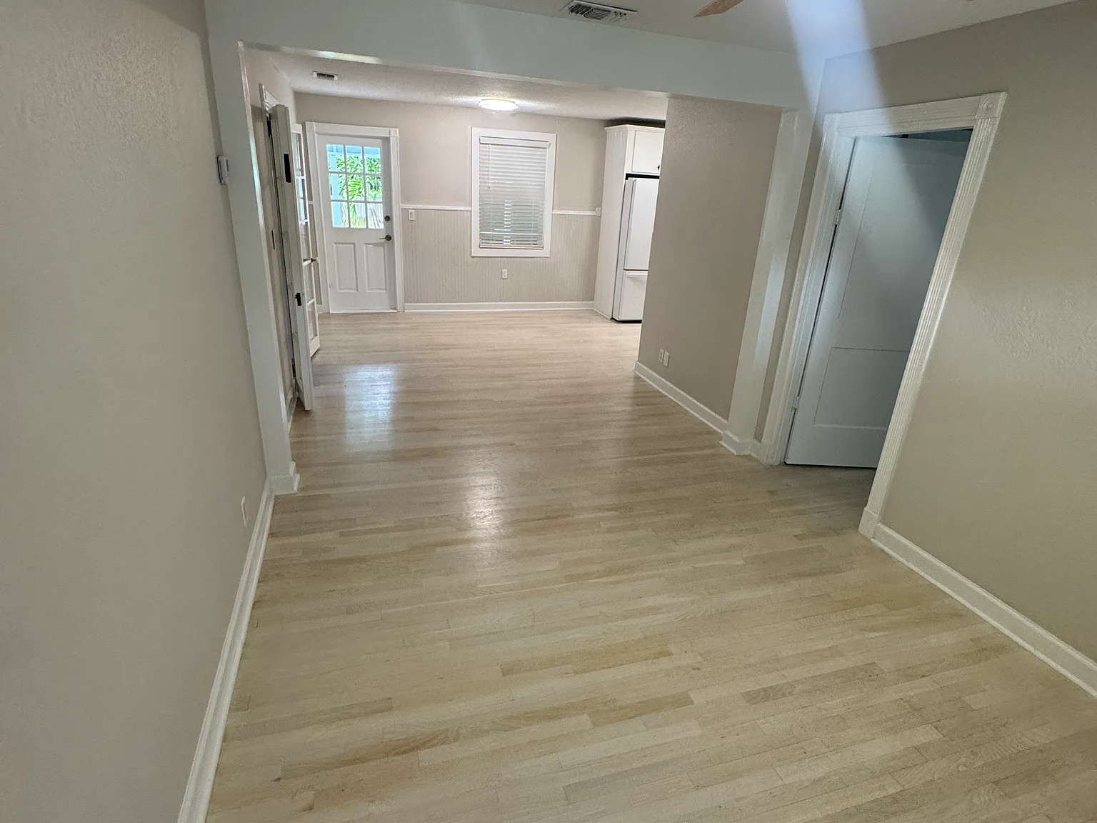 2 bed, 1092 sqft, $3,500 — Photo 2