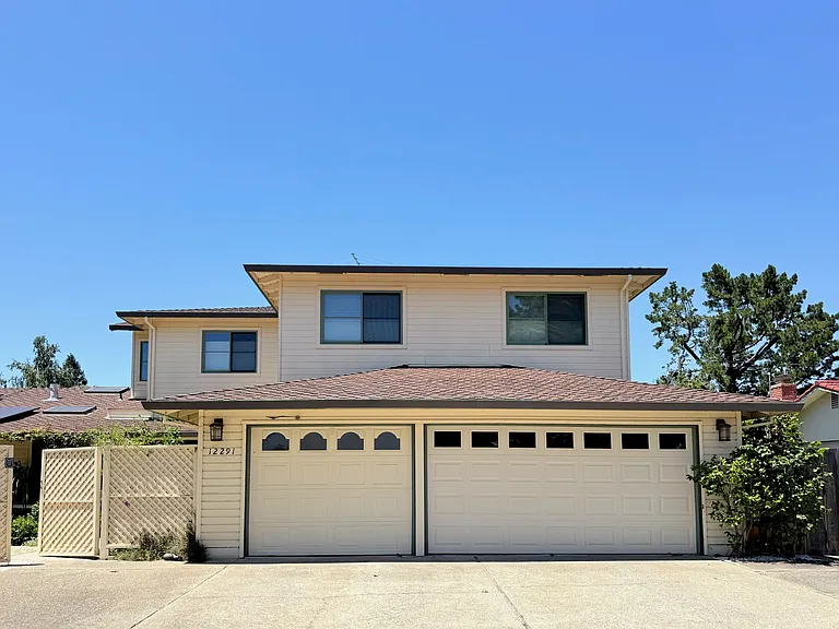 12291 Titus Ave — Photo 2