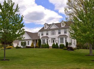 5606 Londonairy Blvd, Hudson, OH 44236