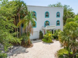 2040 NW 13th St, Crystal River, FL 34428