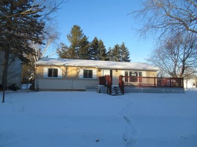 800 Regent Dr, Petoskey, MI, 49770