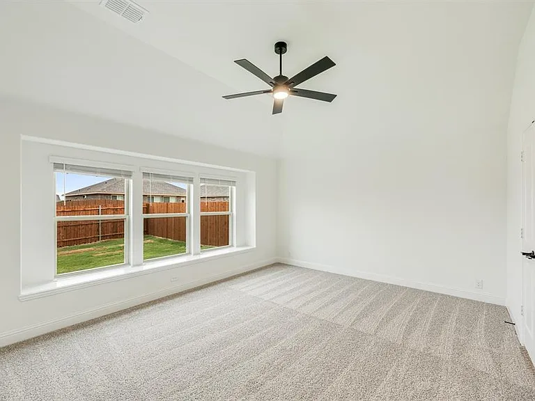 1032 River Oaks Dr — Photo 11