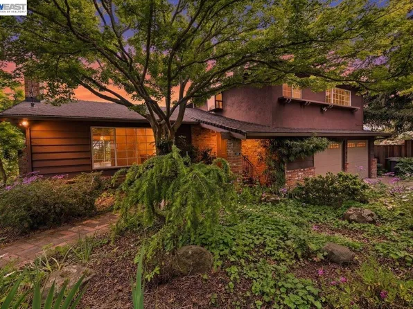 4977 Proctor Rd, Castro Valley, CA 94546