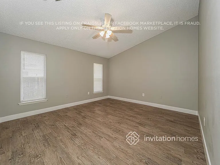 6233 Vintage Dr — Photo 9