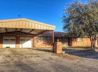 16 Meadowbrook Rd, Big Spring, TX 79720