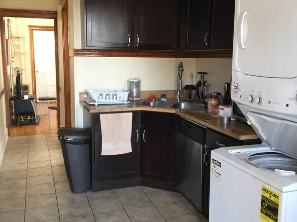 1215 W Melrose St #3F, Chicago, IL 60657