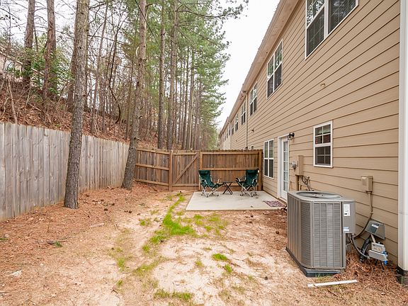 5th image of 4005 Windcrest Ct