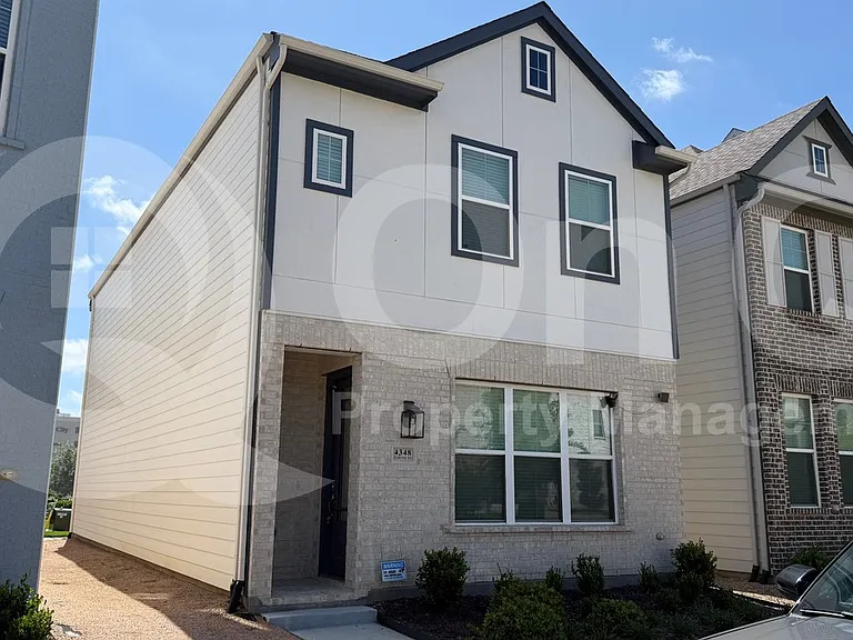 4348 Henderson Ave — Photo 2