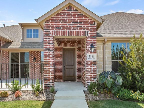 3rd image of 3811 Marigold Ln