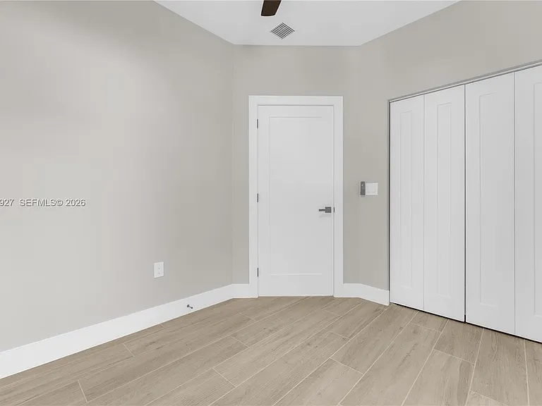 1818 NW 49th St — Photo 26