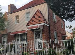 13137 226th St, Laurelton, NY 11413