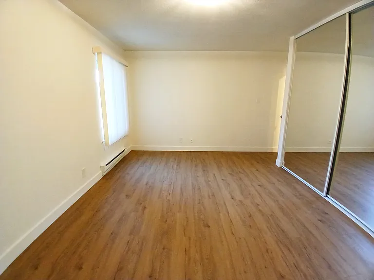 Chateau D'Oro Apartments — Photo 18