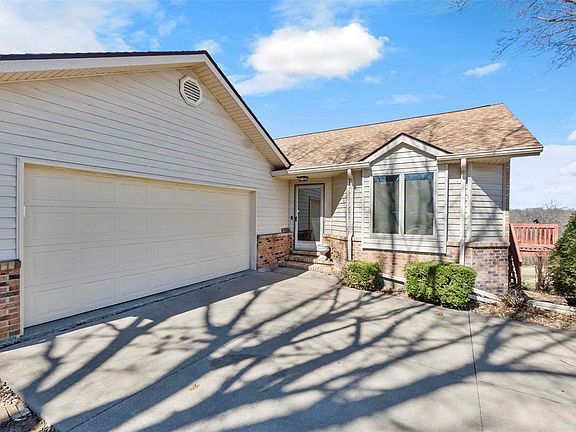 4th image of 2218 Bent Creek Dr