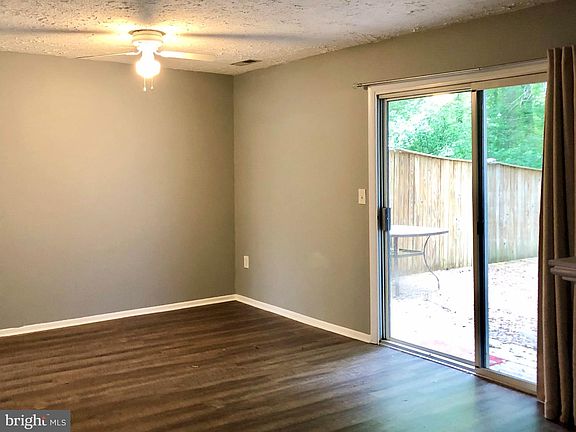 5th image of 1412 Foxwood Ct