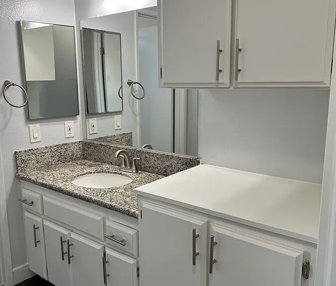 13640 Chadron Ave #6 — Photo 15