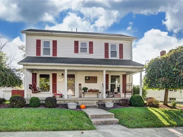 684 Vine St, Brookville, OH 45309