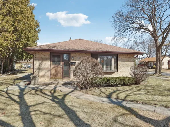 7002 West Ohio AVENUE, Milwaukee, WI 53219