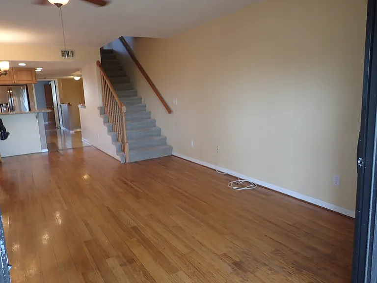 9614 Tara Cay Ct — Photo 33