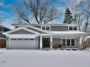 212 S Ridge Ave, Arlington Heights, IL 60005