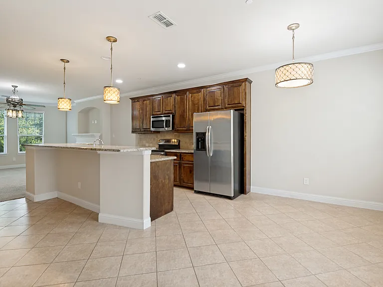 2500 Rockbrook Dr #82 — Photo 10