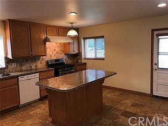 3rd image of 1753 Gramercy Ave