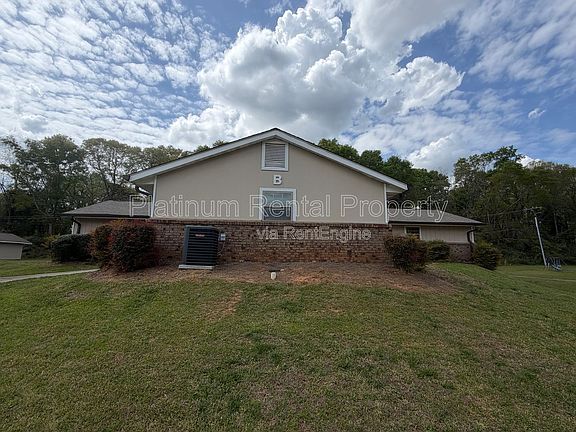 3rd image of 1492 Waverly Way #B3