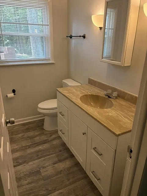 104 Murray Drive — Photo 3