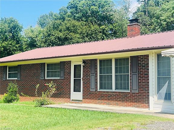 2nd image of 3844 State Highway 268