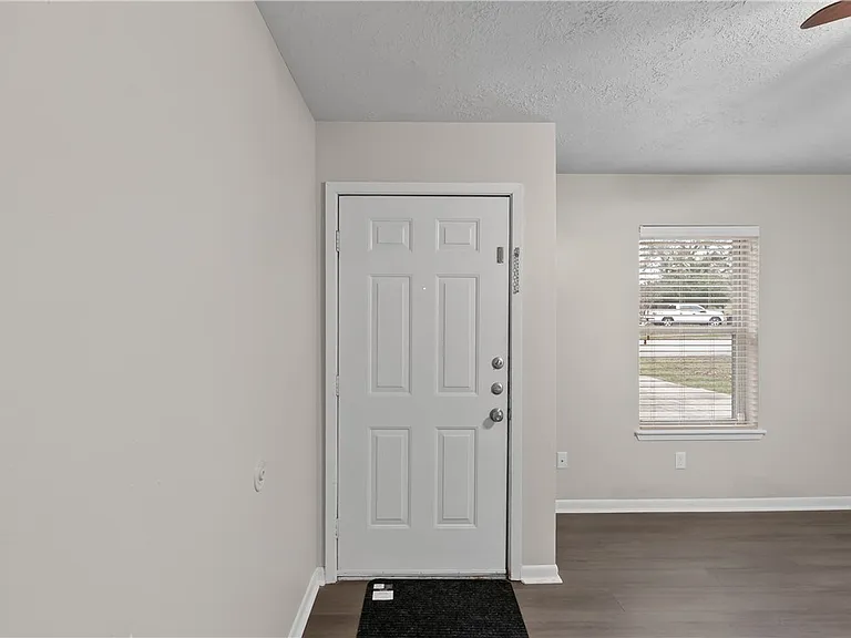 714 San Benito Dr — Photo 4