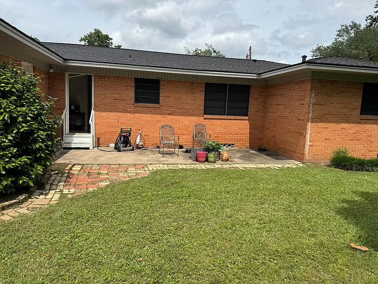 3011 Brentwood Dr #B — Photo 7