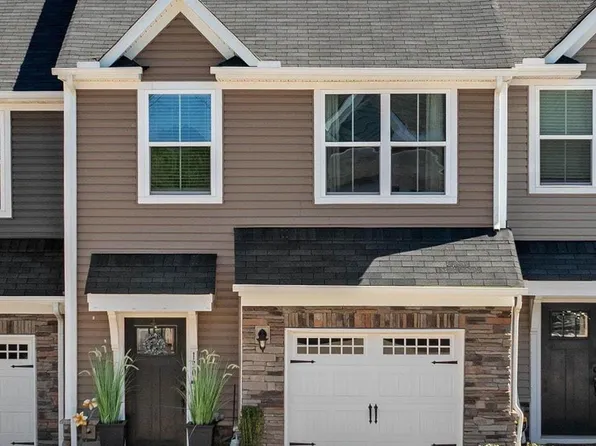 130 Marthawood Ln, Greer, SC 29650