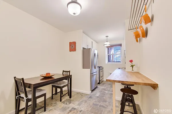 Sold by Oxford Property Group | media 5