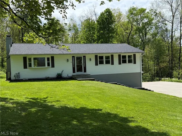 10239 Mulberry Rd, Munson, OH 44024