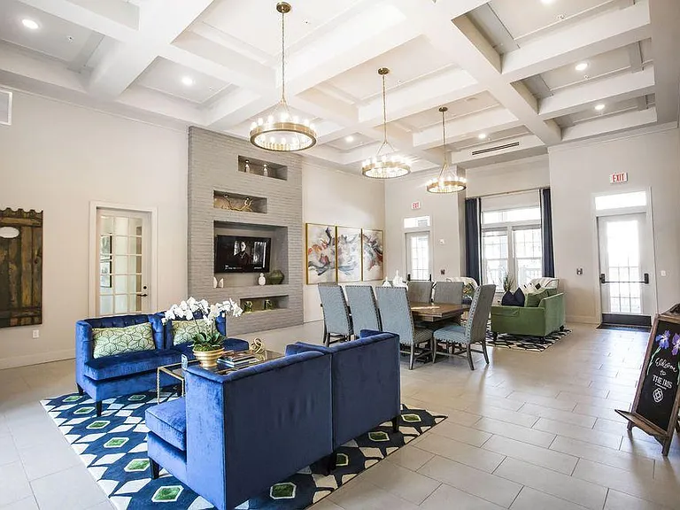 The Iris at Northpointe — Photo 6
