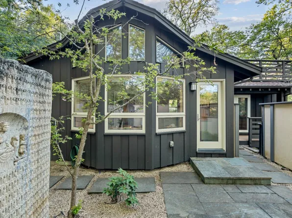 176 Los Trancos Cir, Portola Valley, CA 94028