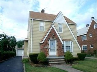 18034 Neff Rd, Cleveland, OH 44119