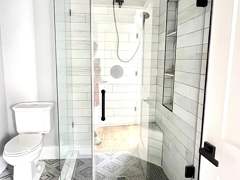 120 E Duffy St #B — Photo 17