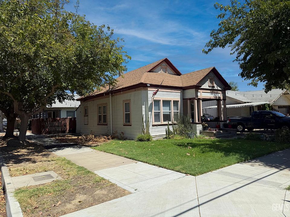 2nd image of 2112 C St